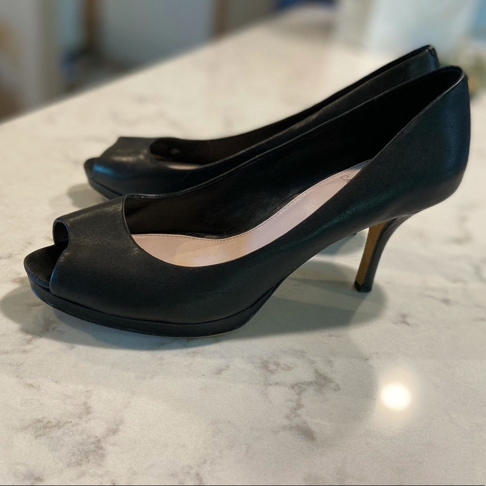Black matte leather Vince Camuto 3 inch heel